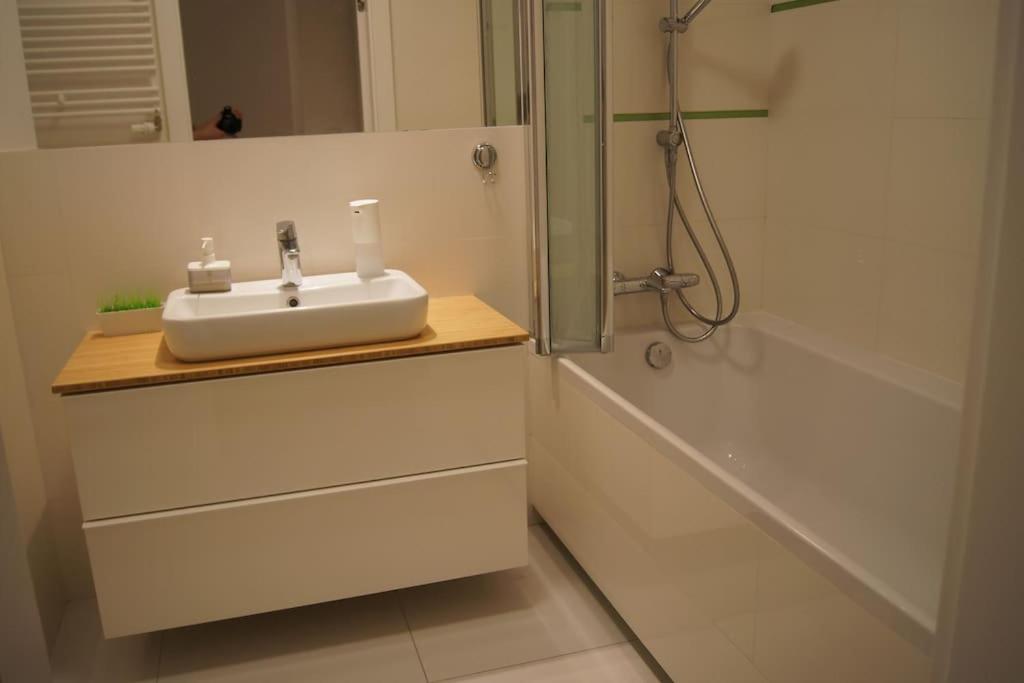 Appartamento Cichy, Nowoczesny, Komfortowy Przy Galerii Mokotow Varsavia Esterno foto